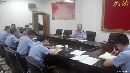 东川区公安局王晓辉副局长为治安大队支部党员讲党课1