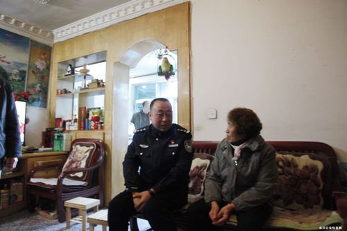 市局政治部郑山副主任到东川开展慰问活动