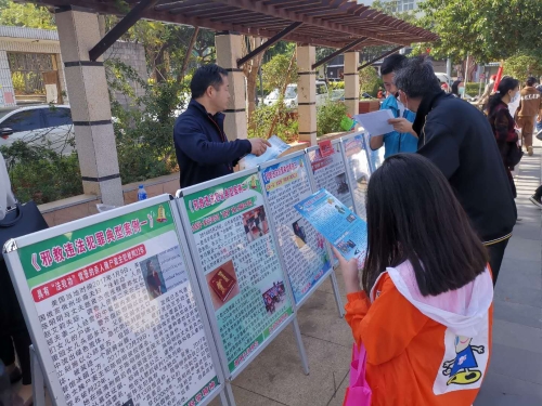 17f6f259eb84d427111f8c36491929c