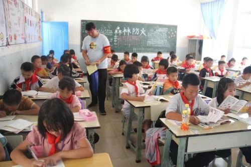 进学校 (3)