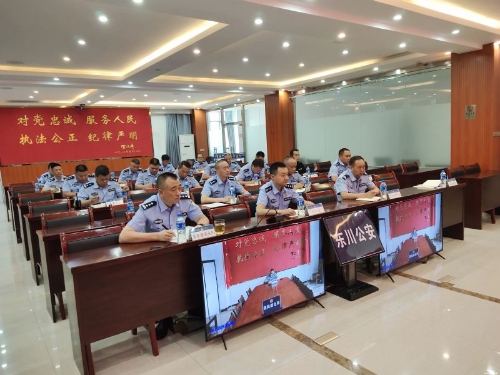 区公安局召开2021年中考安保工作动员部署会2