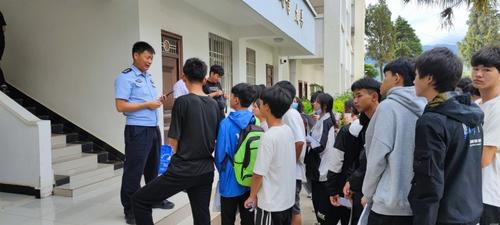 8ECDF045-D278-4F13-8269-161DB90810A3[2]